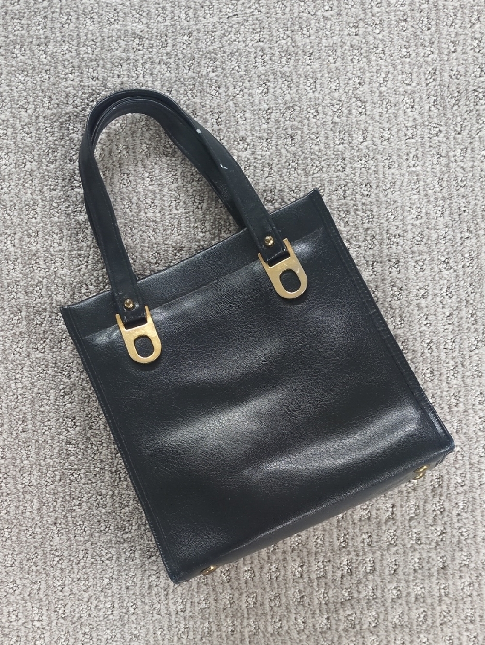 GORGEOUS Vintage 60s Shields & Horner Navy Blue Leather Handbag W/Gold Hardware